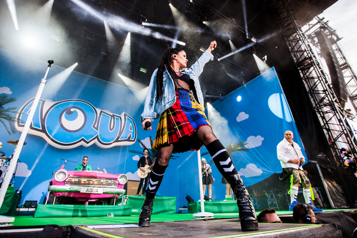 AQUA on stage with their giant inflatable logo from Ibsens Fabrikker