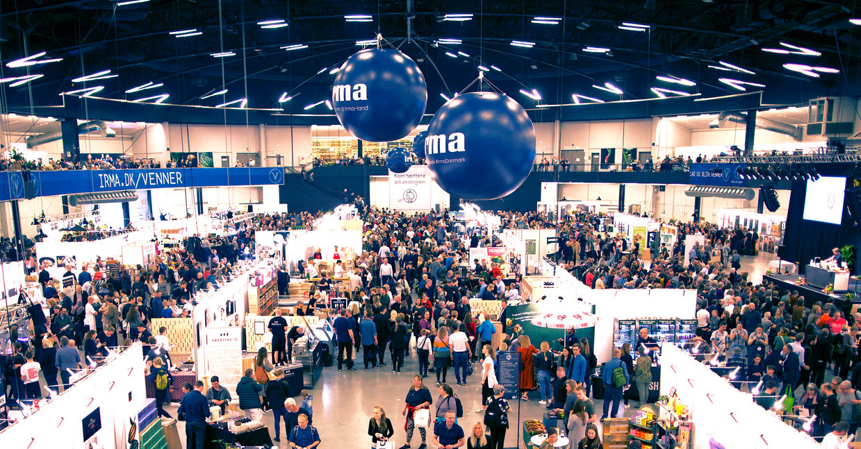 Large promotional balloons at Mad & Glæde 2018